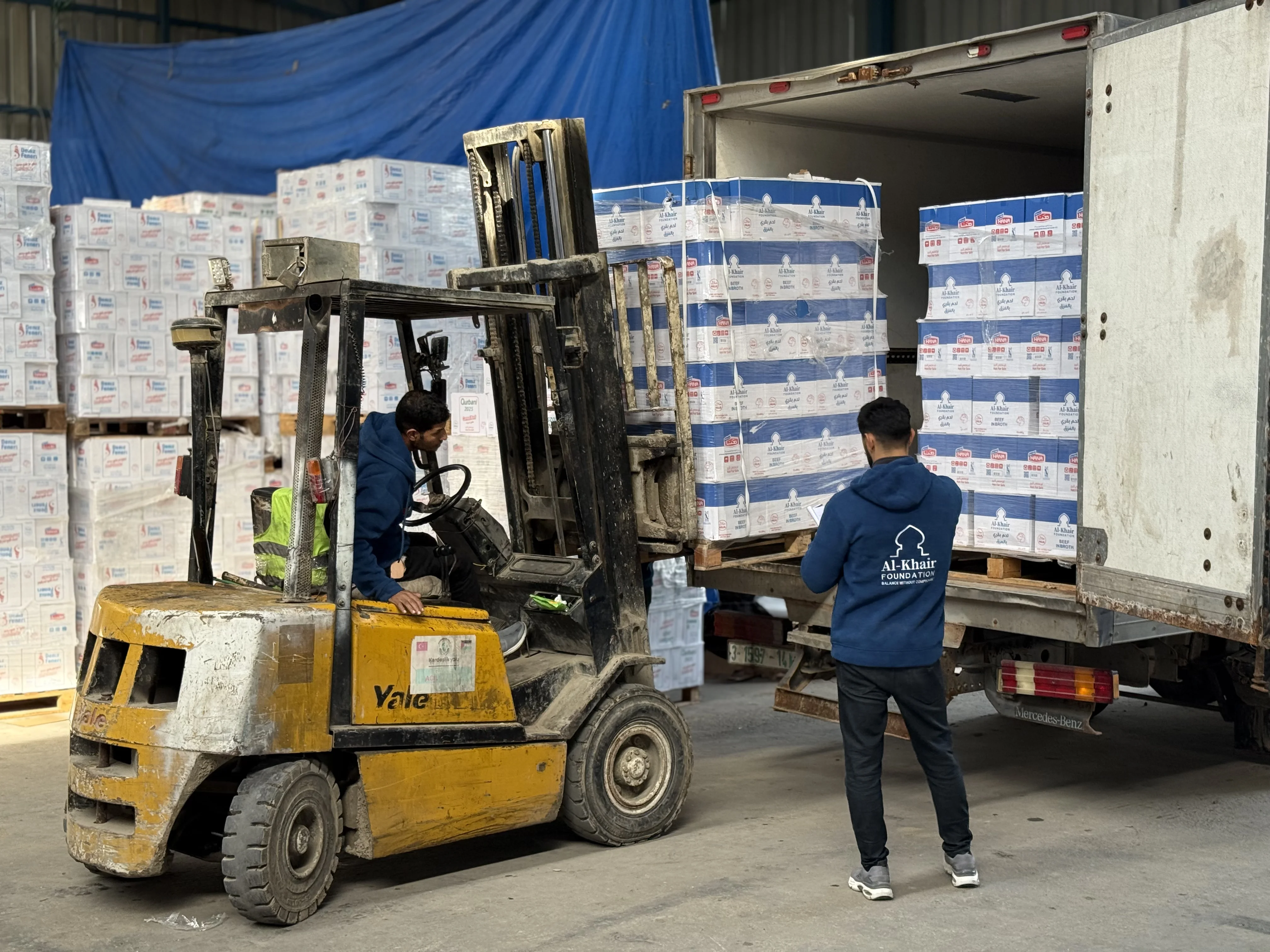 When Meat Cans Reached Gaza.. When Food Arrived with Joy