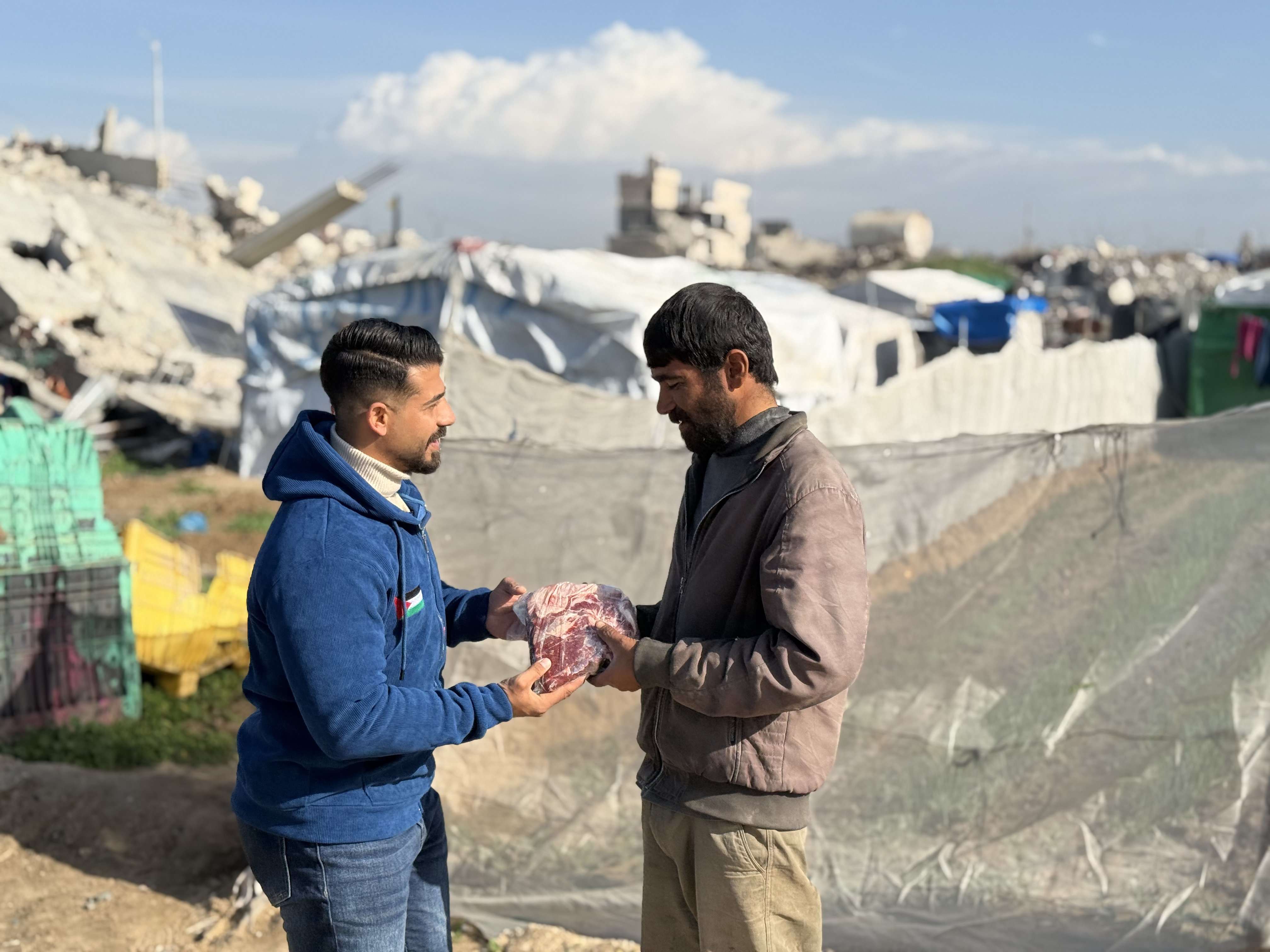 ثلث لك وثلث لغيرك: فلسفة العدل في قسمة الأضحية