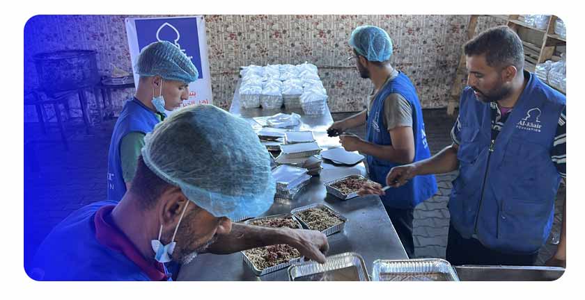 مؤسسة الخير تقوم بحملة إطعام طعام للعائلات في قطاع غزة