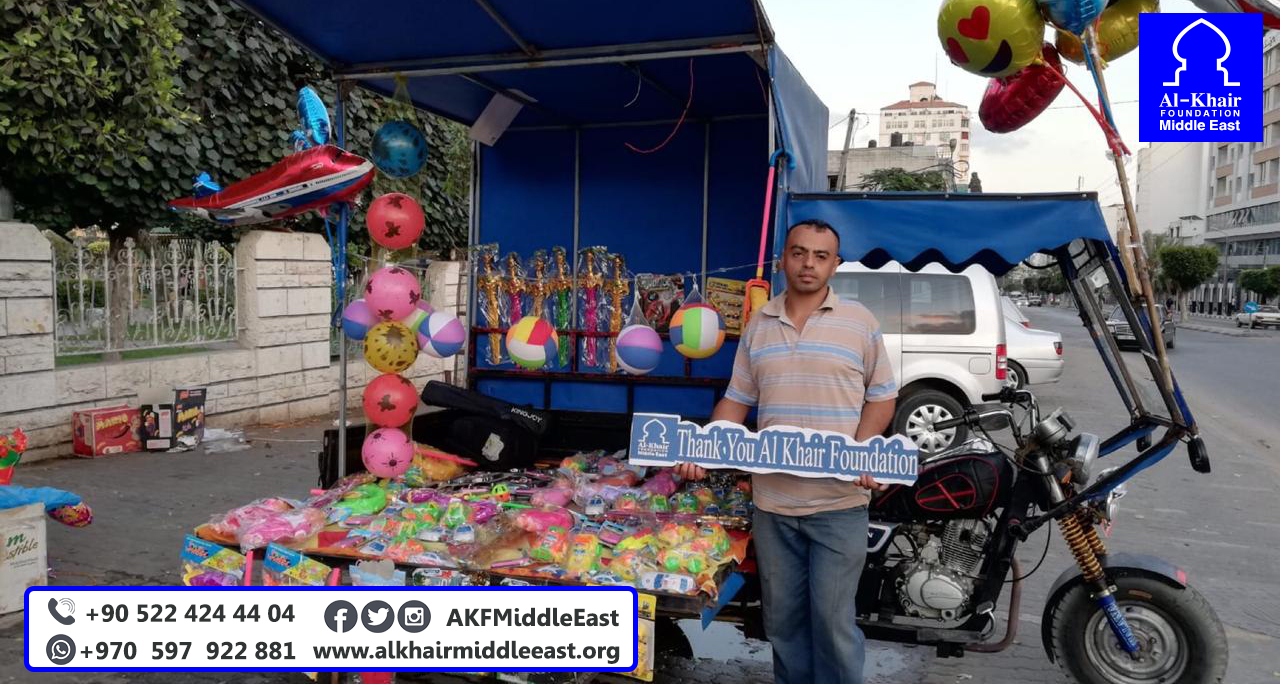 الخير تنجح في إنهاء معاناة العائلة الأولى ضمن برنامج "أغنوهم عن السؤال"